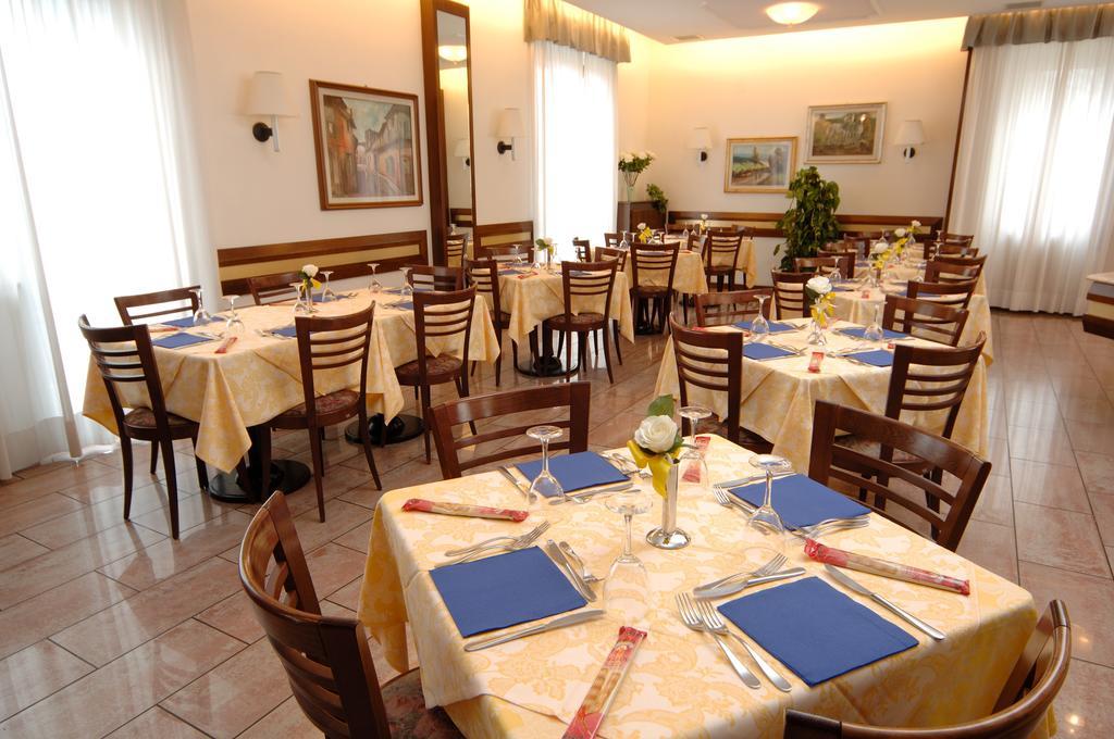 Hotel Crocenzi San Marino Exteriér fotografie